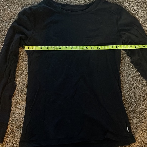 The North Face Black Long Sleeve - Picture 3 of 4